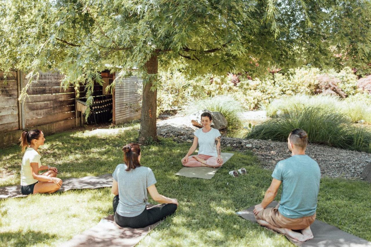 Biohotel Theiner'S Garten Лана Екстер'єр фото